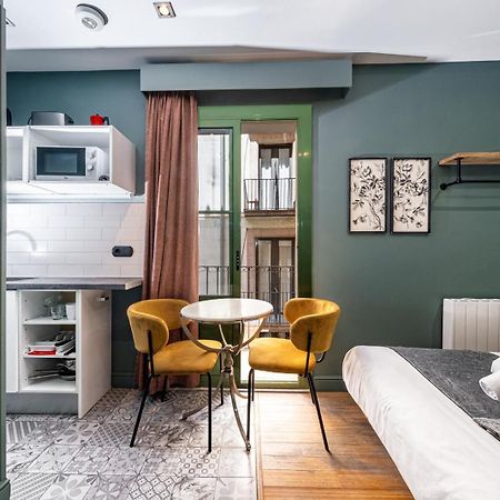 Ainb Born-Dames Apartments Барселона Екстериор снимка
